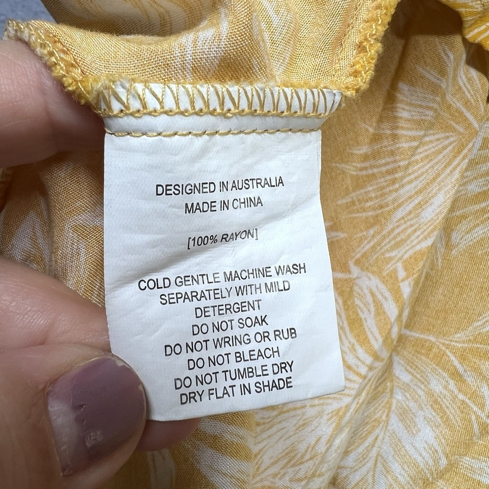 Label Of Love Babydoll Dress Yellow Floral‎ Hi Low Flutter Sleeve Size Med Flowy - Picture 13 of 14